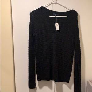Gap sweater NWT